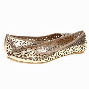 Kenneth Cole Gold Laser Cut Flats *BRAND NEW*